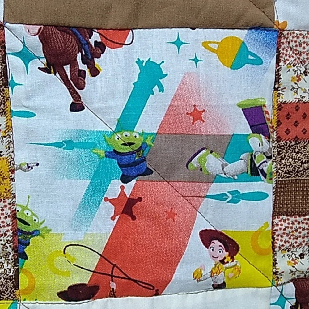 Kid's Patchwork Quilt, Toy Story, Woodland, Zoo Animals, Bees